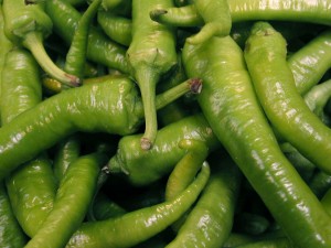 take-chillis-for-your-achard-preparation
